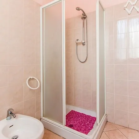 La Pineta E Il Mare Apartment *
